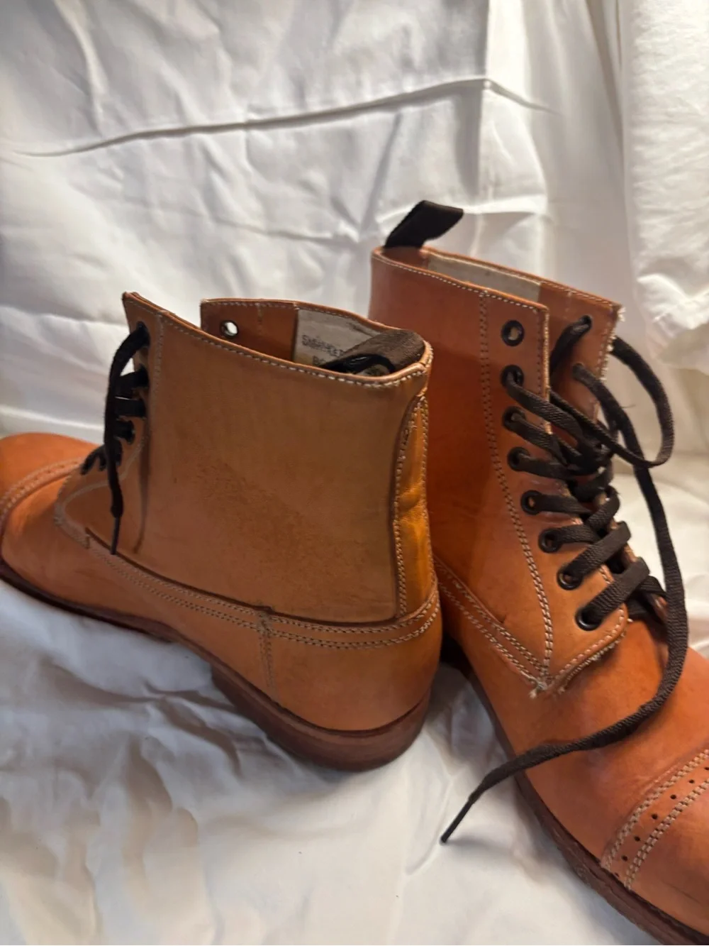 Men's Tan Leather Lace-Up Boot